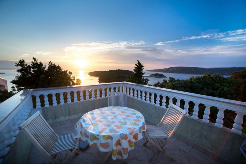 Apartmani Fuza Rab Supetarska Draga Exterior foto